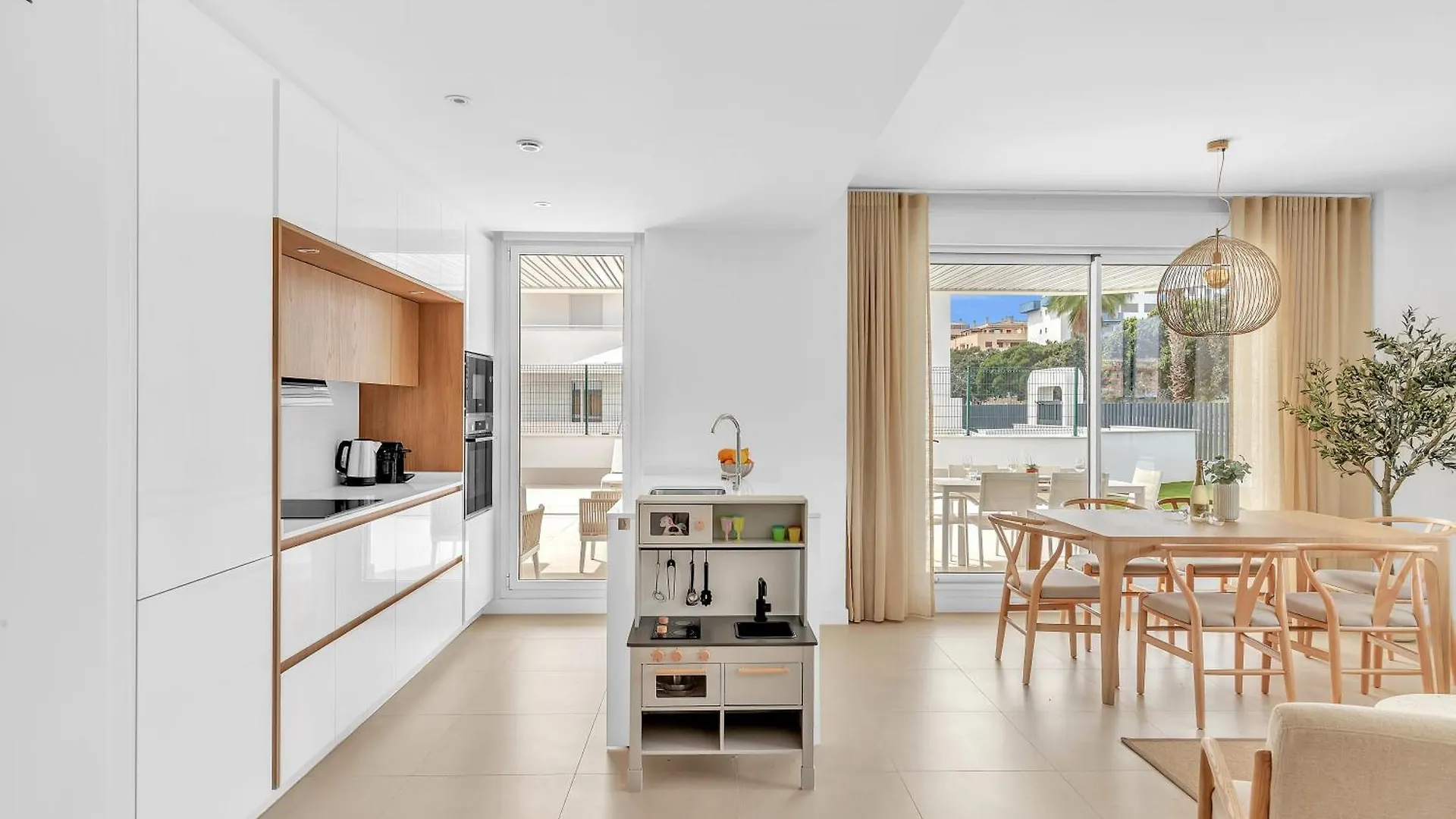 Casa Carlota - New Build Apartment In トレ・デル・マール