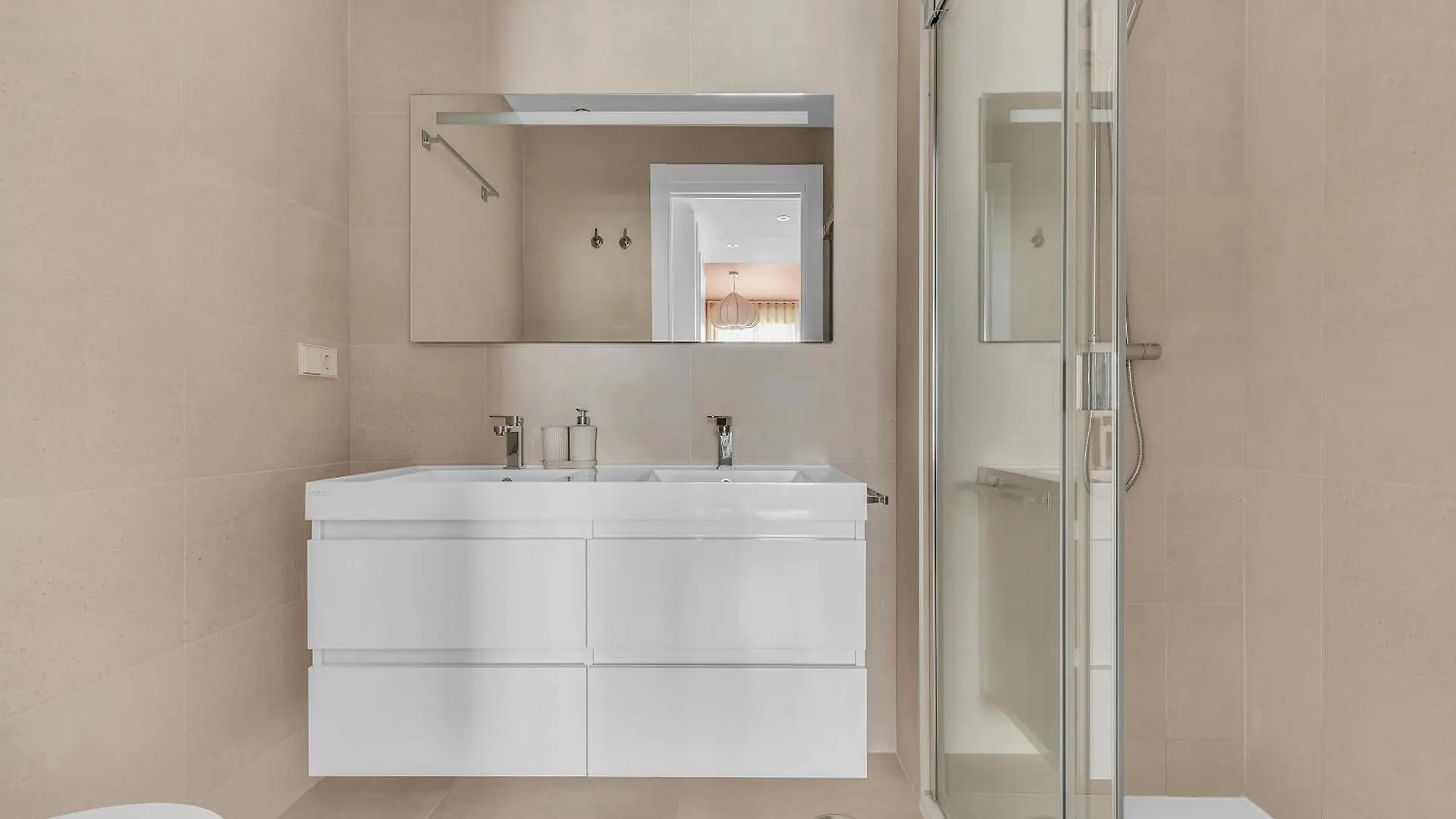 Casa Carlota - New Build Apartment In トレ・デル・マール