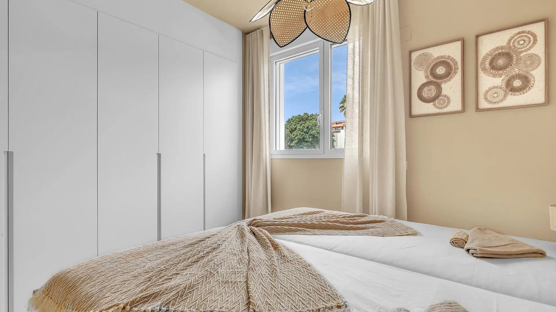 Casa Carlota - New Build Apartment In Torre Del Mar