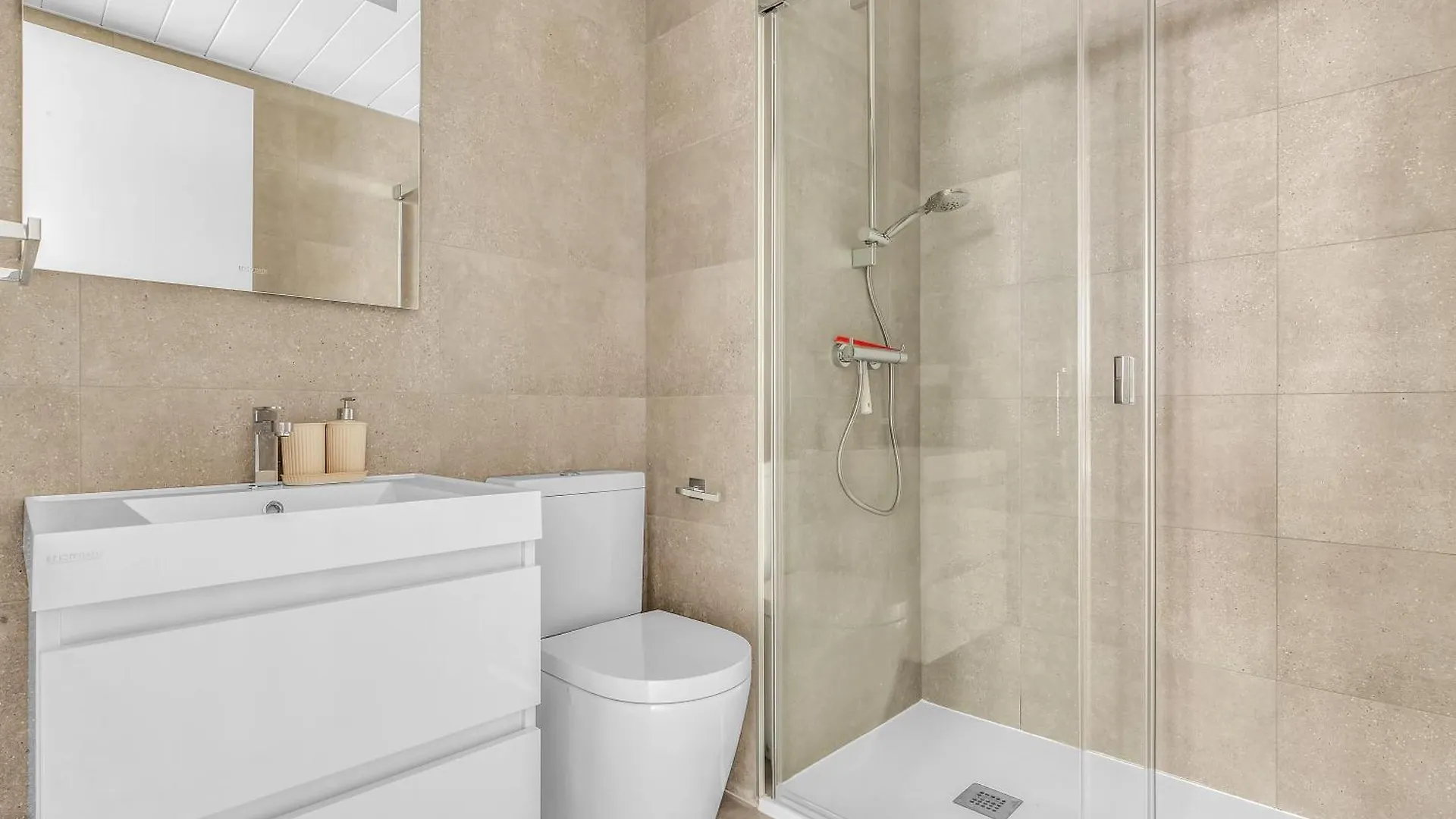 Casa Carlota - New Build Apartment In Torre Del Mar Spain